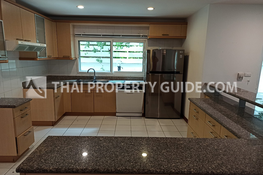 House with Shared Pool in Nichada Thani 