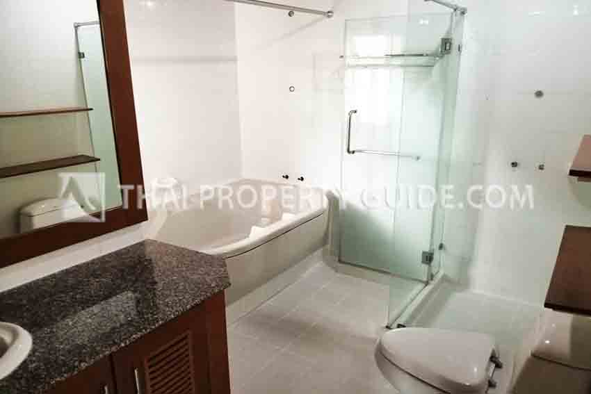House with Shared Pool in Nichada Thani 