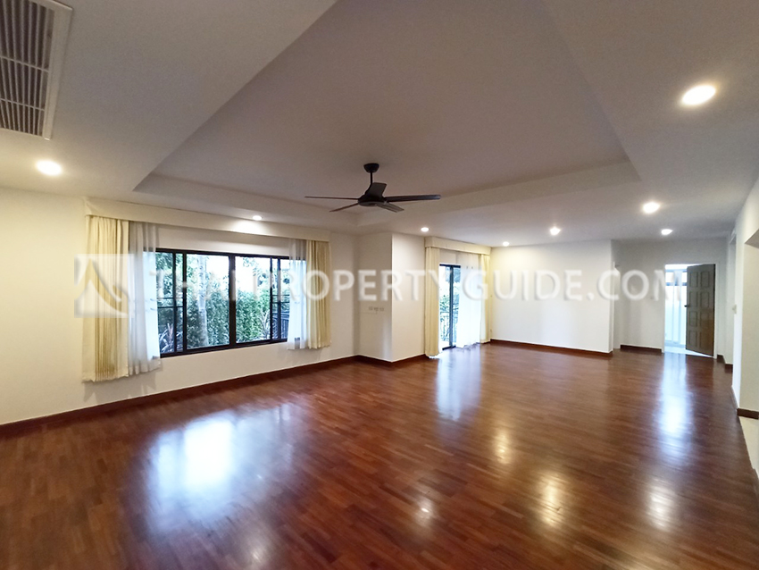 House with Shared Pool in Nichada Thani 