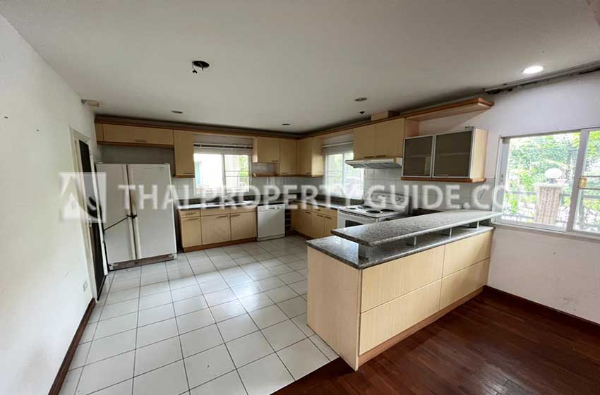 House with Shared Pool in Nichada Thani 