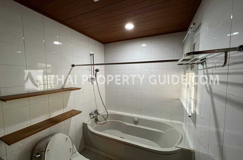 House with Shared Pool in Nichada Thani 