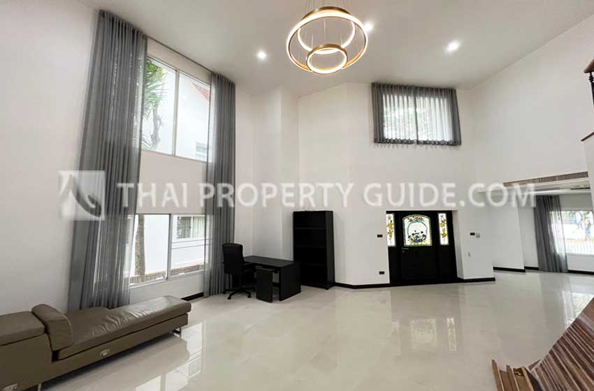 House with Shared Pool in Nichada Thani 