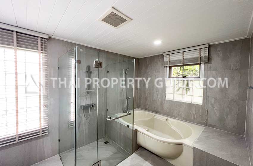 House with Shared Pool in Nichada Thani 