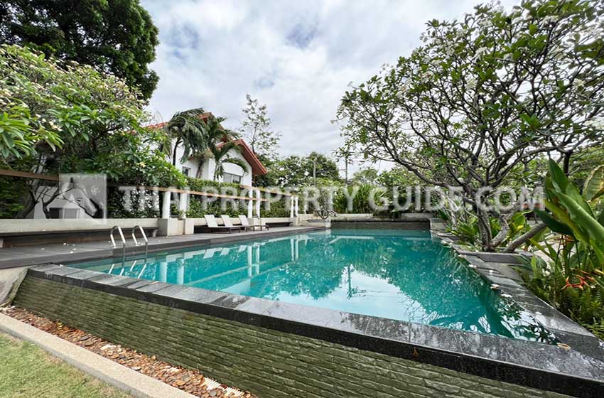 House with Shared Pool in Nichada Thani 