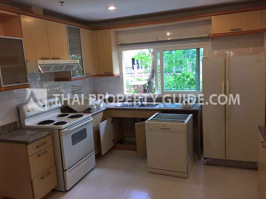 House with Shared Pool in Nichada Thani 