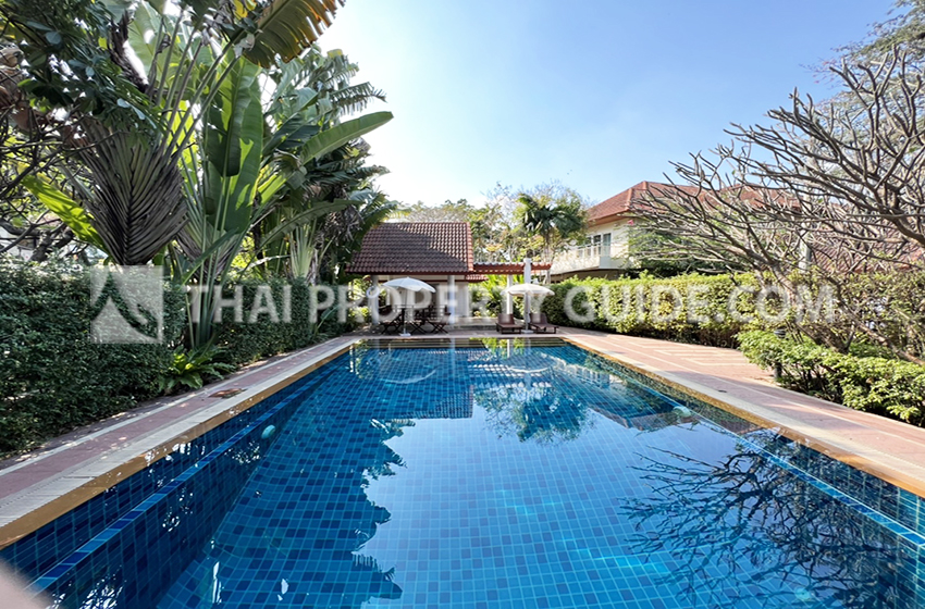 House with Shared Pool in Nichada Thani 