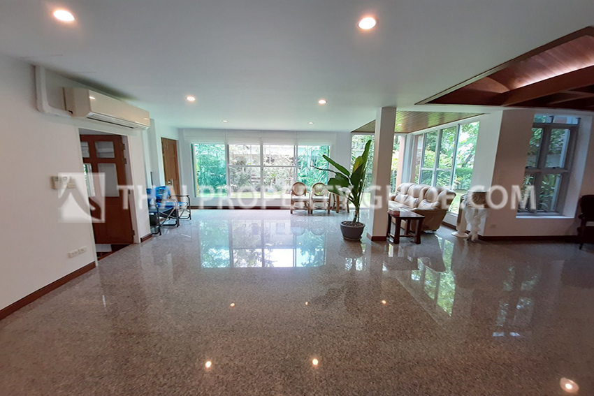 House with Shared Pool in Nichada Thani 