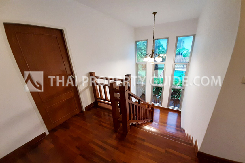 House with Shared Pool in Nichada Thani 