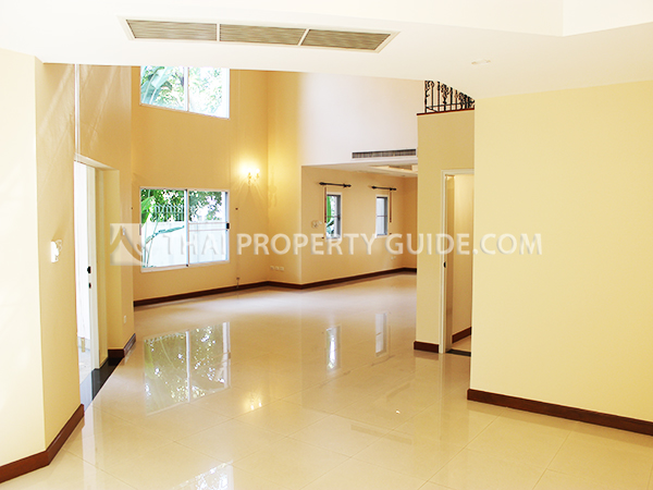 House with Shared Pool in Nichada Thani 