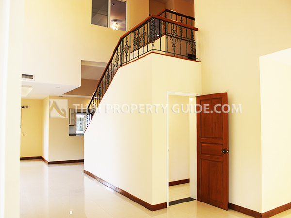 House with Shared Pool in Nichada Thani 
