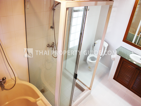 House with Shared Pool in Nichada Thani 