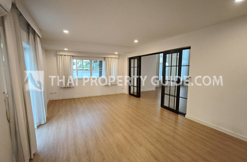 House with Shared Pool in Nichada Thani 