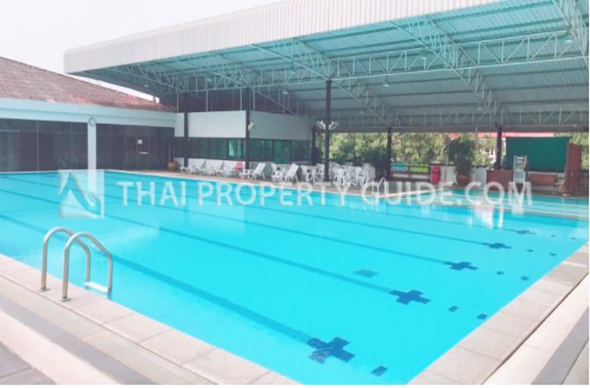 House with Shared Pool in Rama 9 