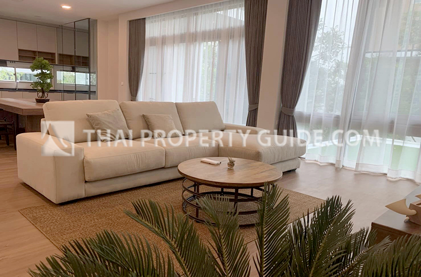 House with Shared Pool in Rama 9 