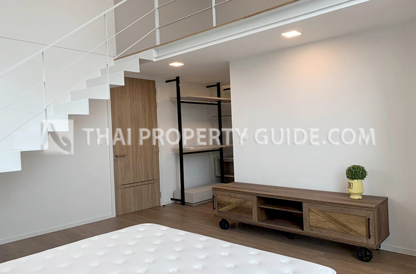 House with Shared Pool in Rama 9 