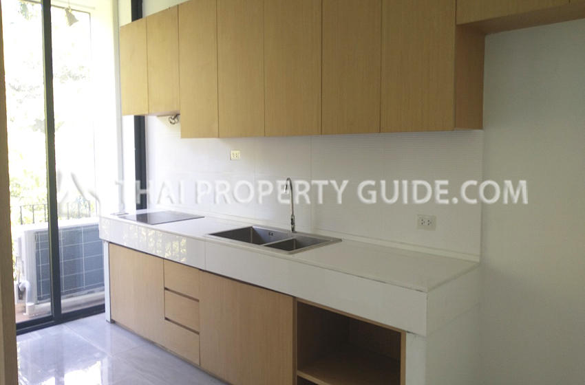 House with Shared Pool in Rama 9 