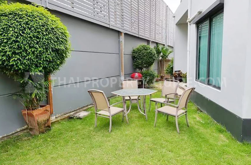 House with Shared Pool in Rama 9 