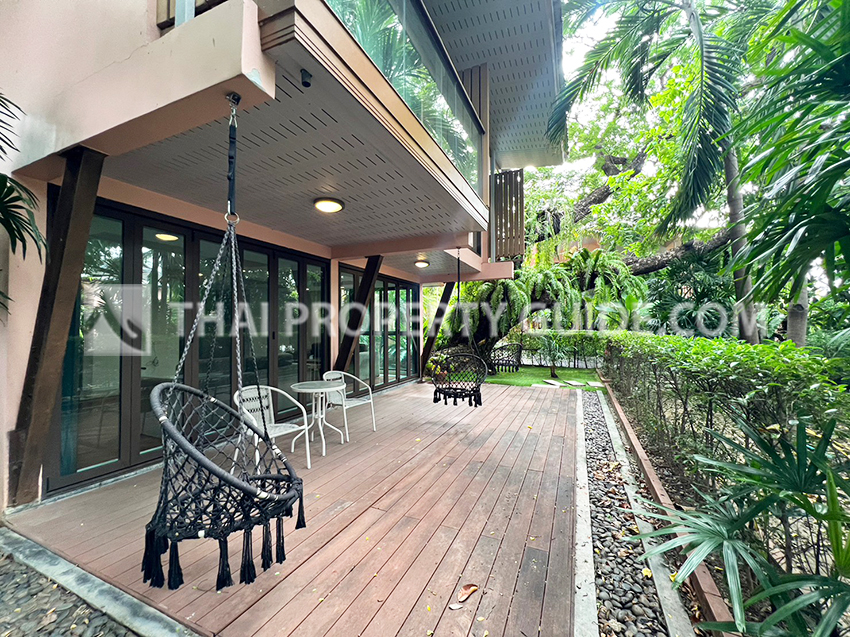 House with Shared Pool in Sathorn 