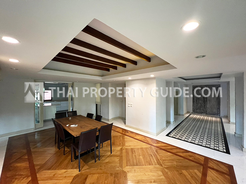 House with Shared Pool in Sathorn 