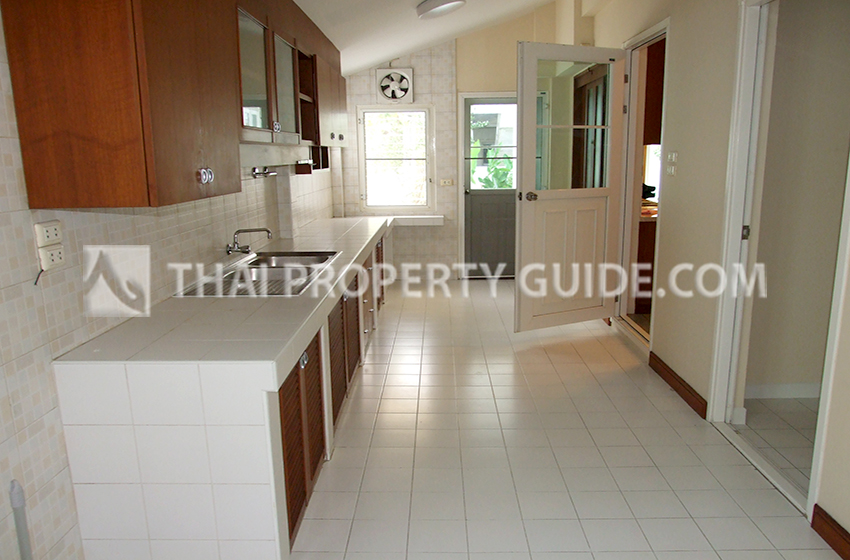 House with Shared Pool in Sukhumvit 