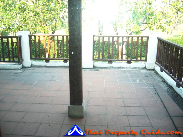 House with Shared Pool in Sukhumvit 