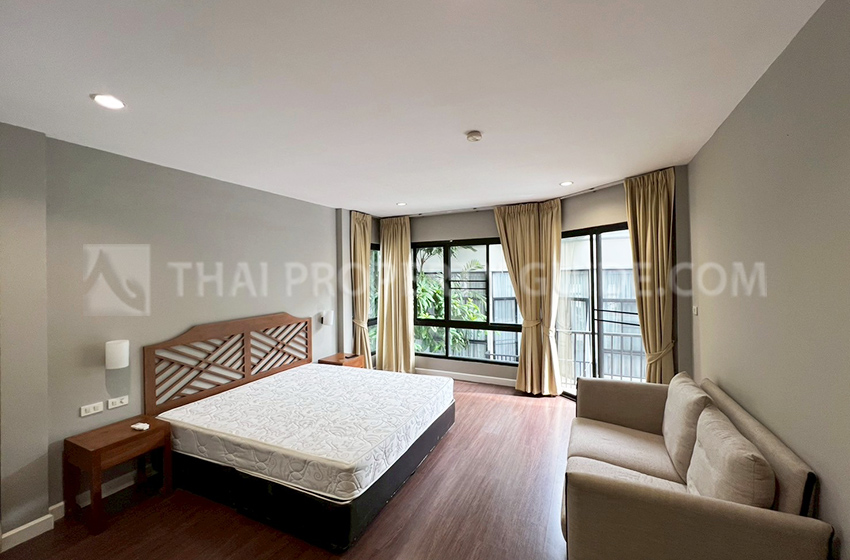 House with Shared Pool in Sukhumvit 
