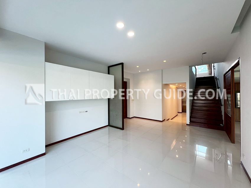 House with Shared Pool in Sukhumvit 
