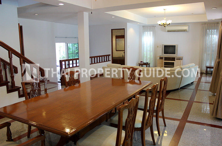 House with Shared Pool in Sukhumvit 