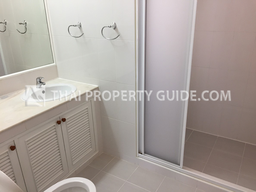 House with Shared Pool in Sukhumvit 