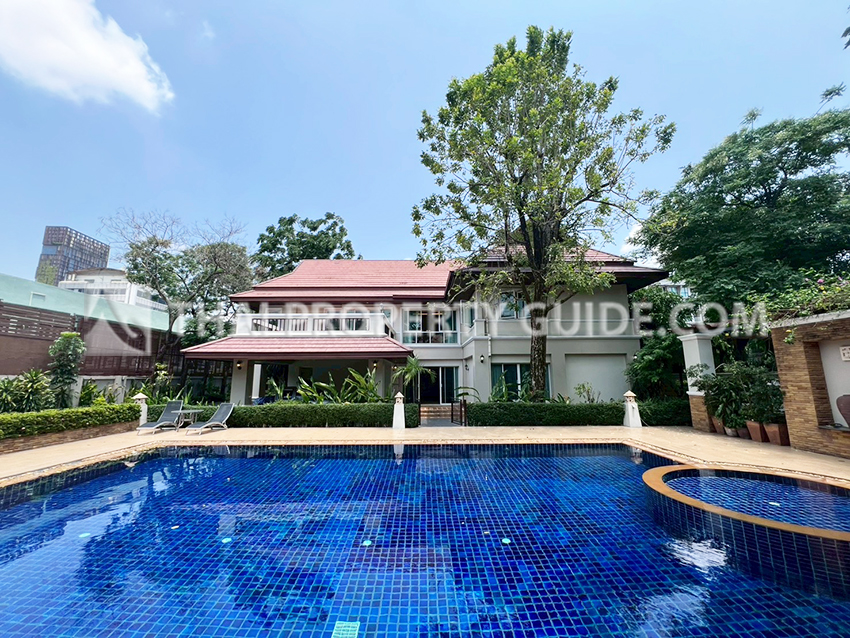 House with Shared Pool in Sukhumvit