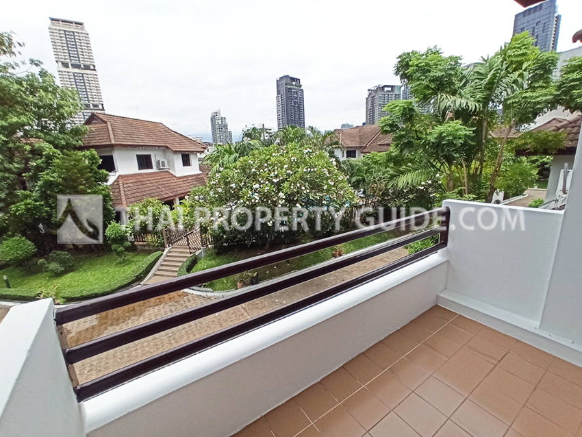 House with Shared Pool in Sukhumvit 