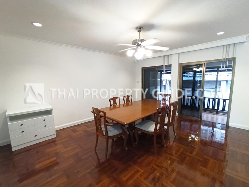 House with Shared Pool in Sukhumvit 