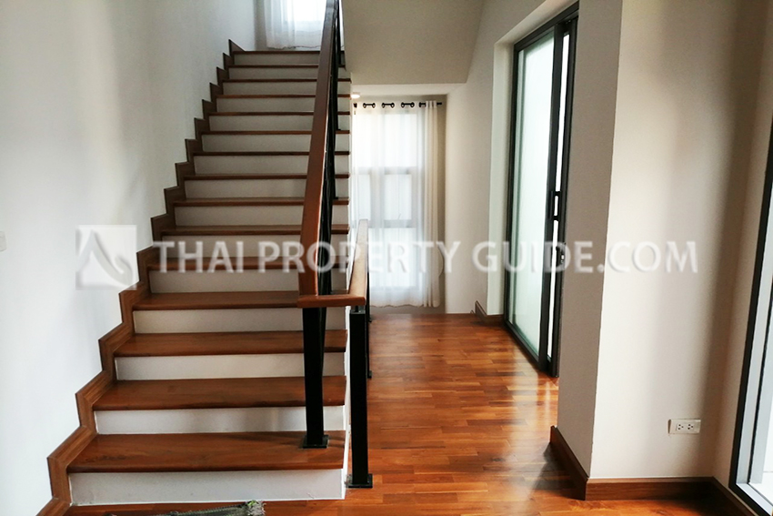House with Shared Pool in Sukhumvit 