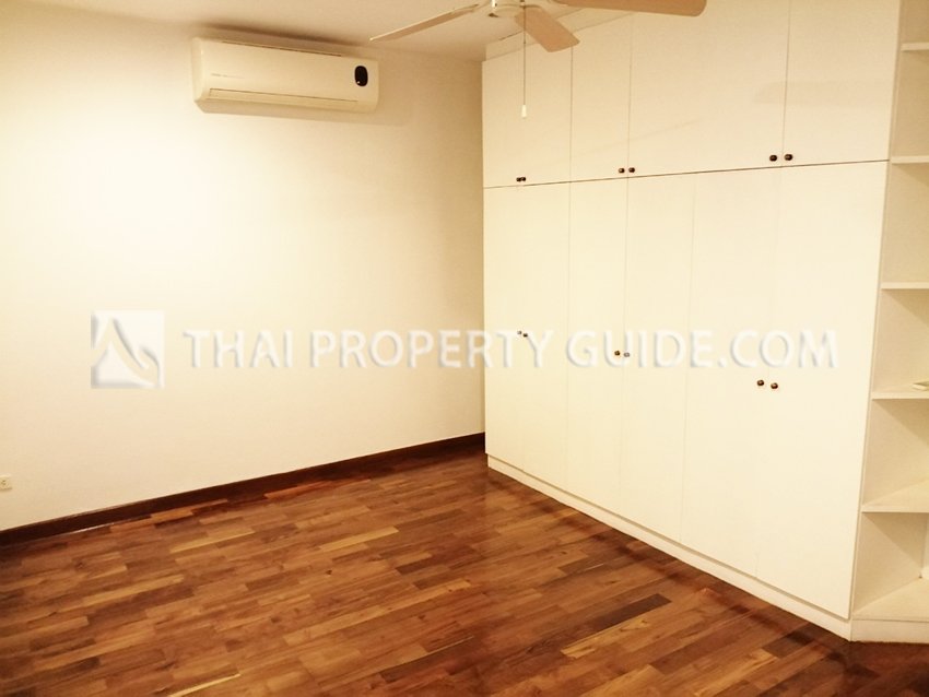 House with Shared Pool in Sukhumvit 