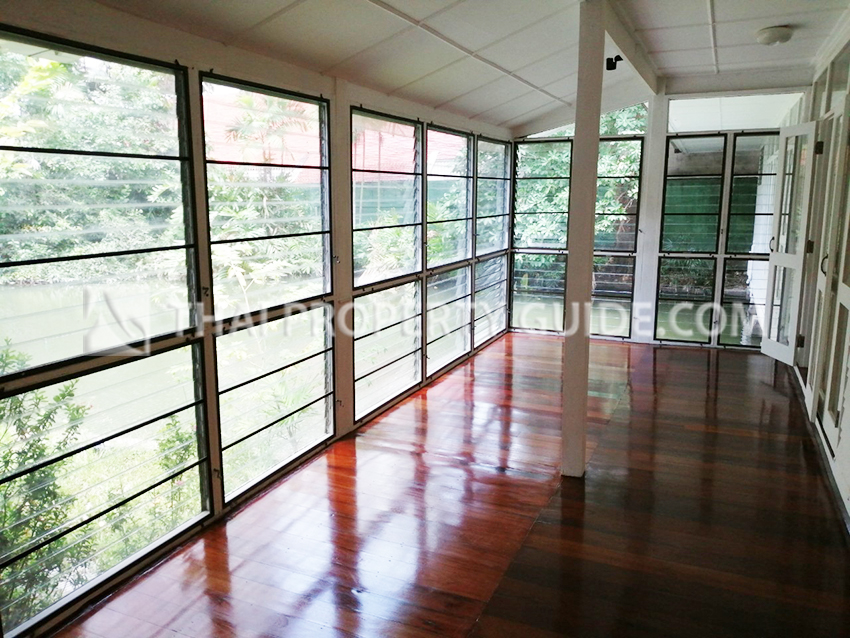 House with Shared Pool in Sukhumvit 