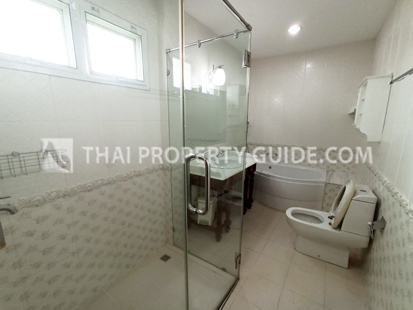 House with Shared Pool in Sukhumvit 