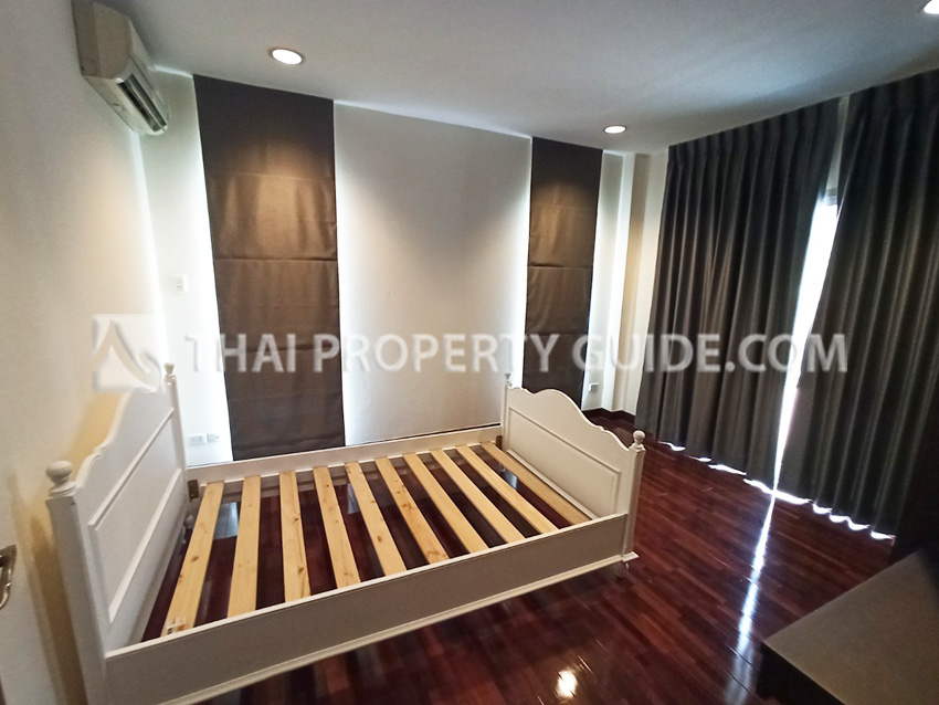 House with Shared Pool in Sukhumvit 