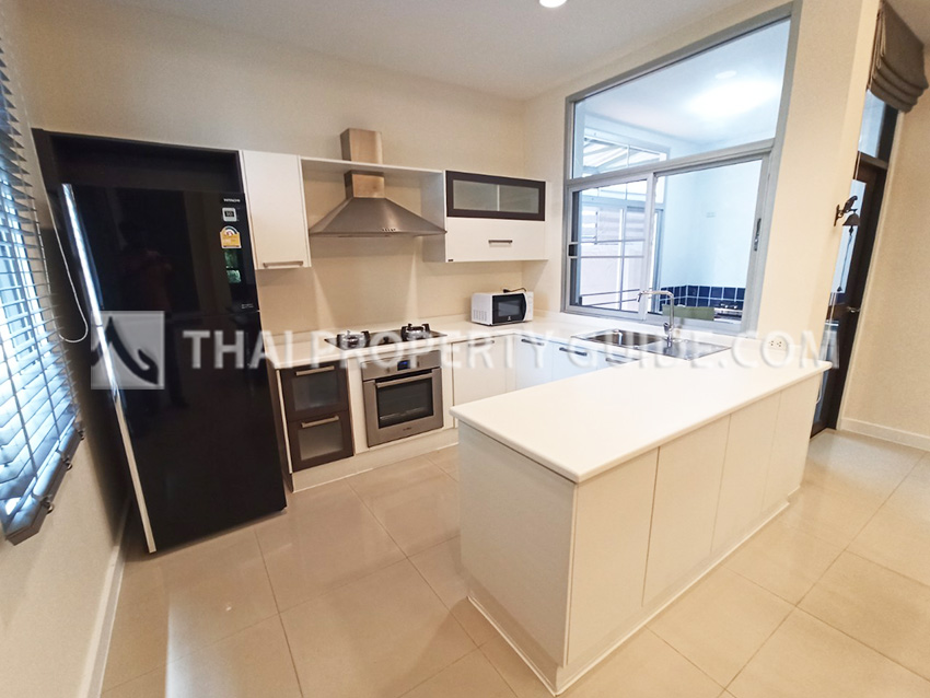 House with Shared Pool in Sukhumvit 