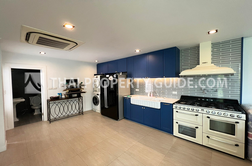 House with Shared Pool in Sukhumvit 