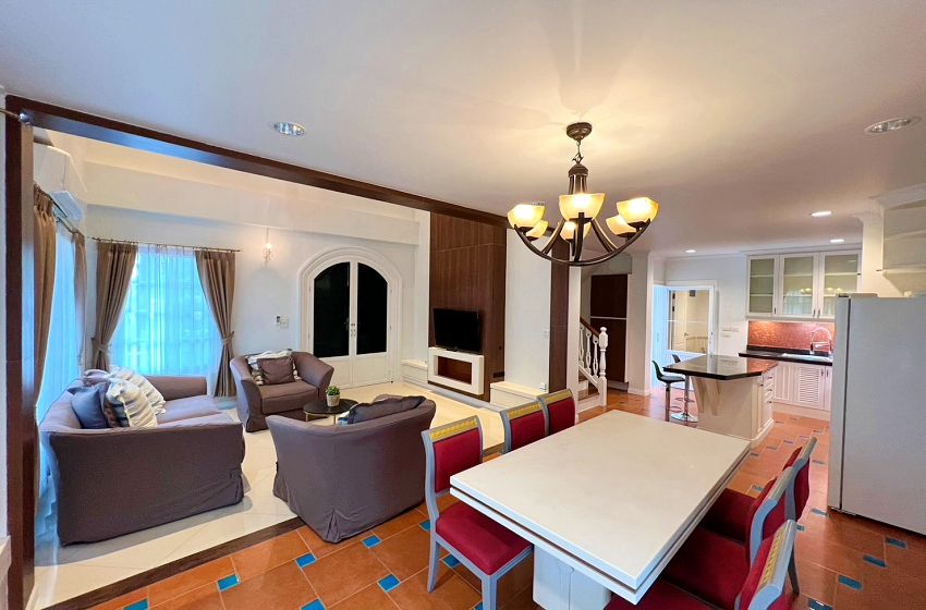 House with Shared Pool in Sukhumvit 