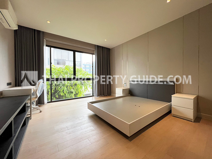 House with Shared Pool in Sukhumvit 