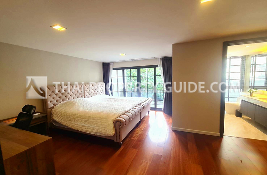 House with Shared Pool in Sukhumvit 
