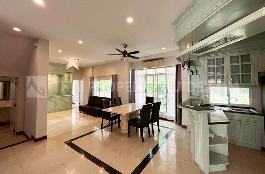 House with Shared Pool in Sukhumvit 