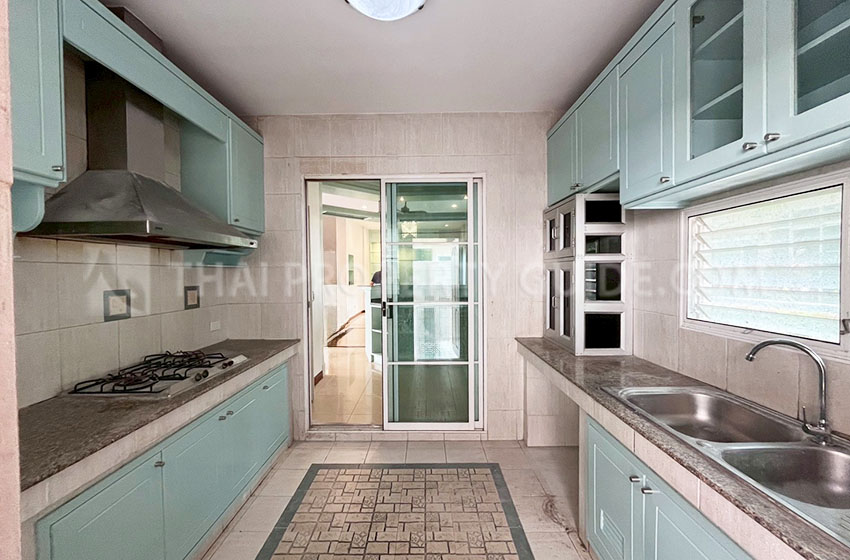 House with Shared Pool in Sukhumvit 
