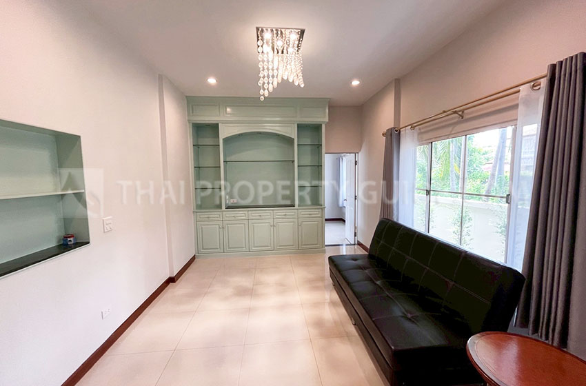 House with Shared Pool in Sukhumvit 