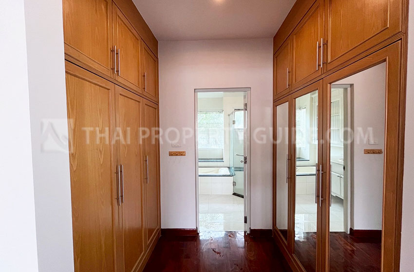 House with Shared Pool in Sukhumvit 