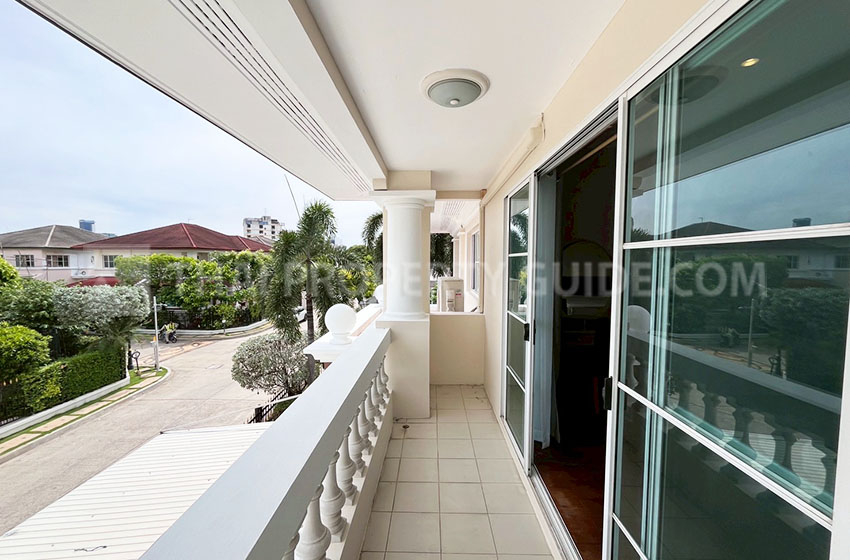 House with Shared Pool in Sukhumvit 