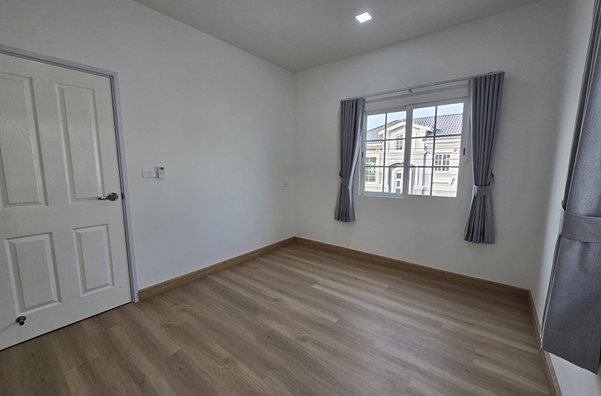 House with Shared Pool in Sukhumvit 