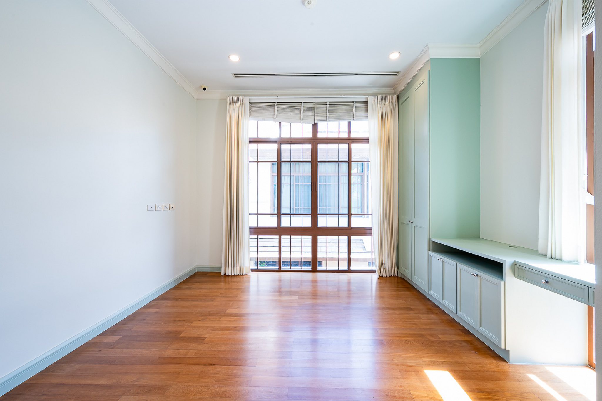 House with Shared Pool in Sukhumvit 