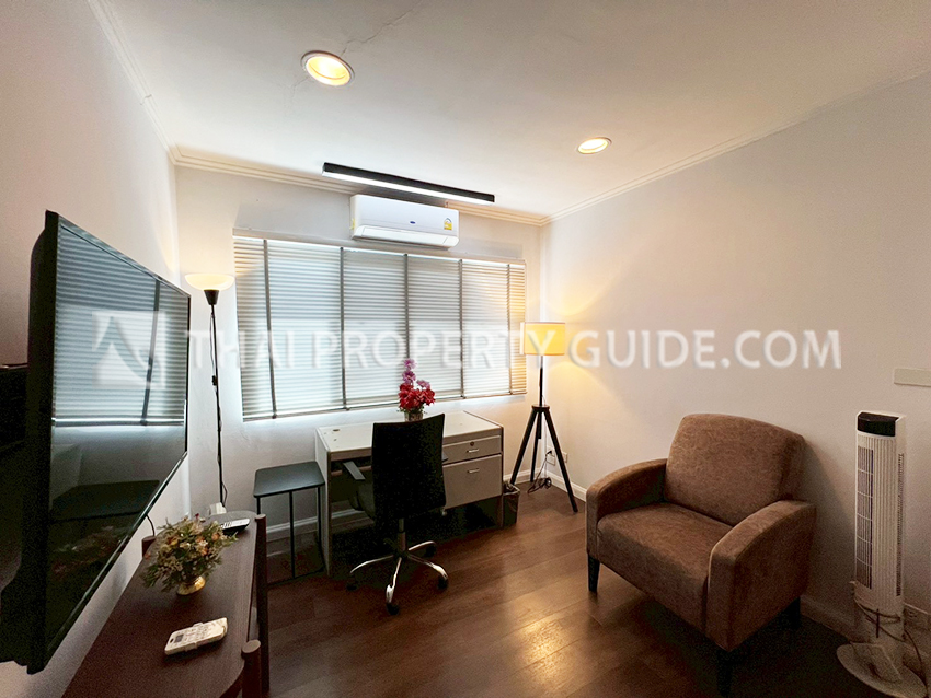 House with Shared Pool in Sukhumvit 